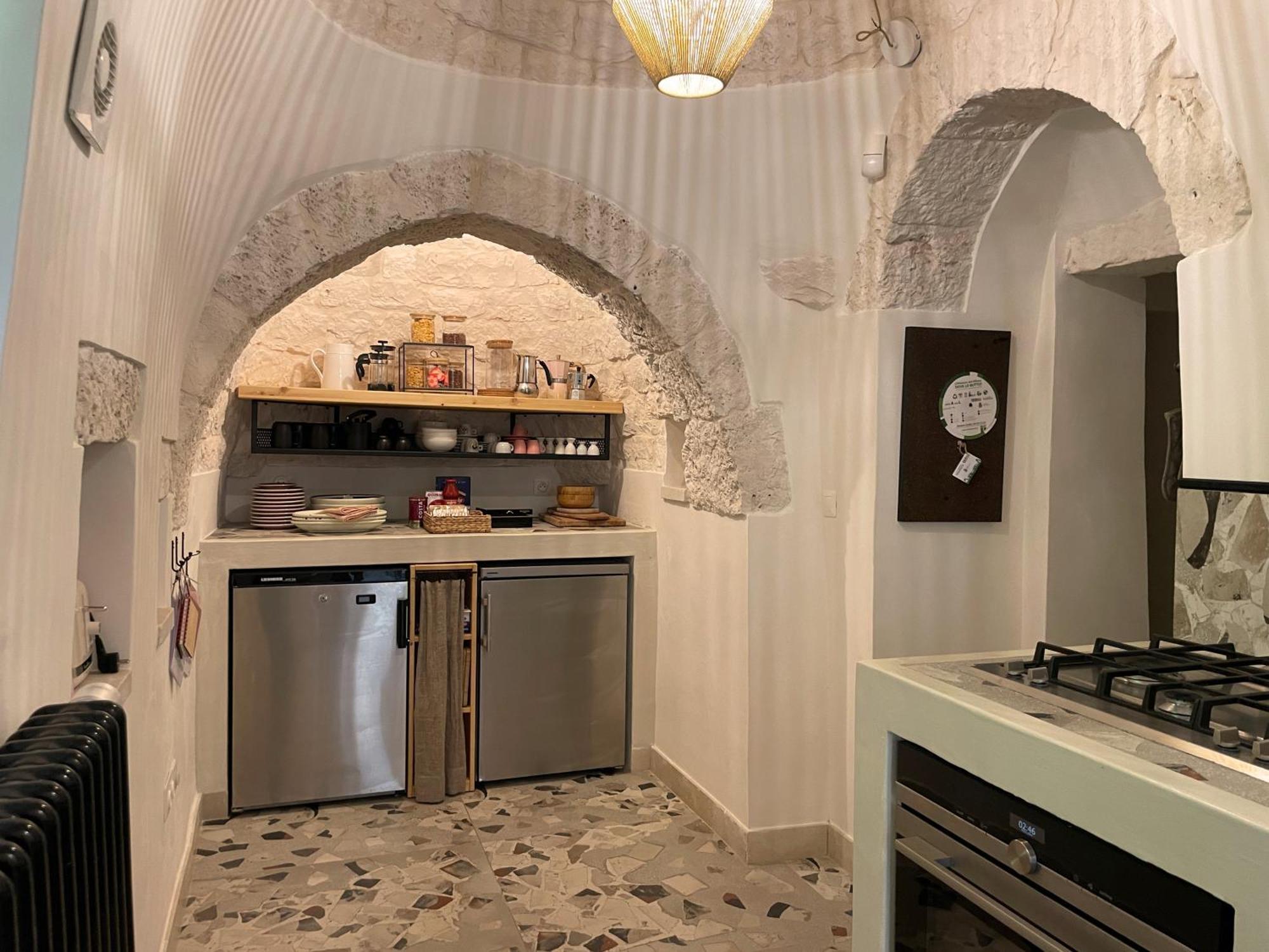 Trullo Panna Fragola - Exclusive Four Bedroom Villa & Private Pool マルティナ・フランカ エクステリア 写真